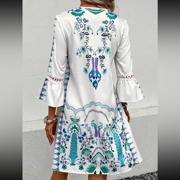 Boho Floral Peacock Print Guipure Crochet Lace Flounce Sleeve Dress White - Picture 2 of 6